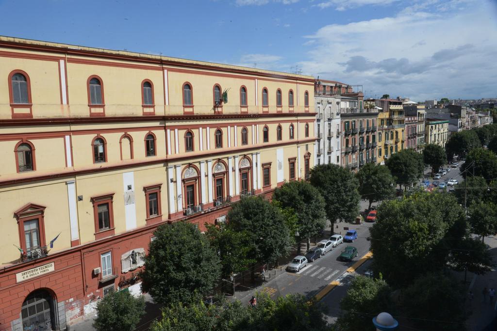 B&B Cuore Di Napoli Екстериор снимка