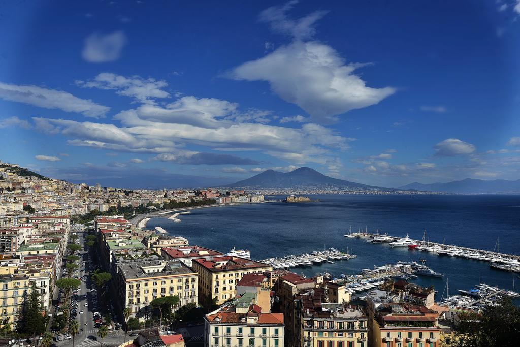 B&B Cuore Di Napoli Екстериор снимка